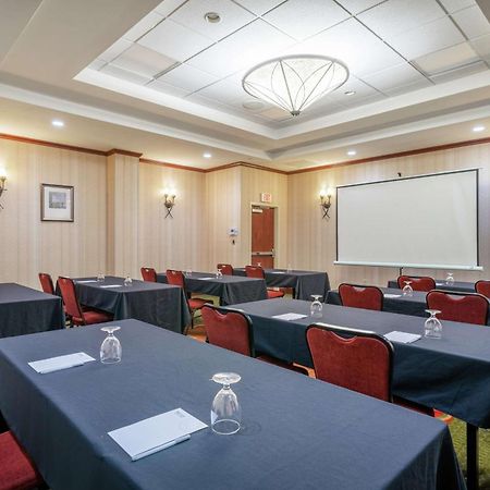 Hilton Garden Inn Morgantown Esterno foto