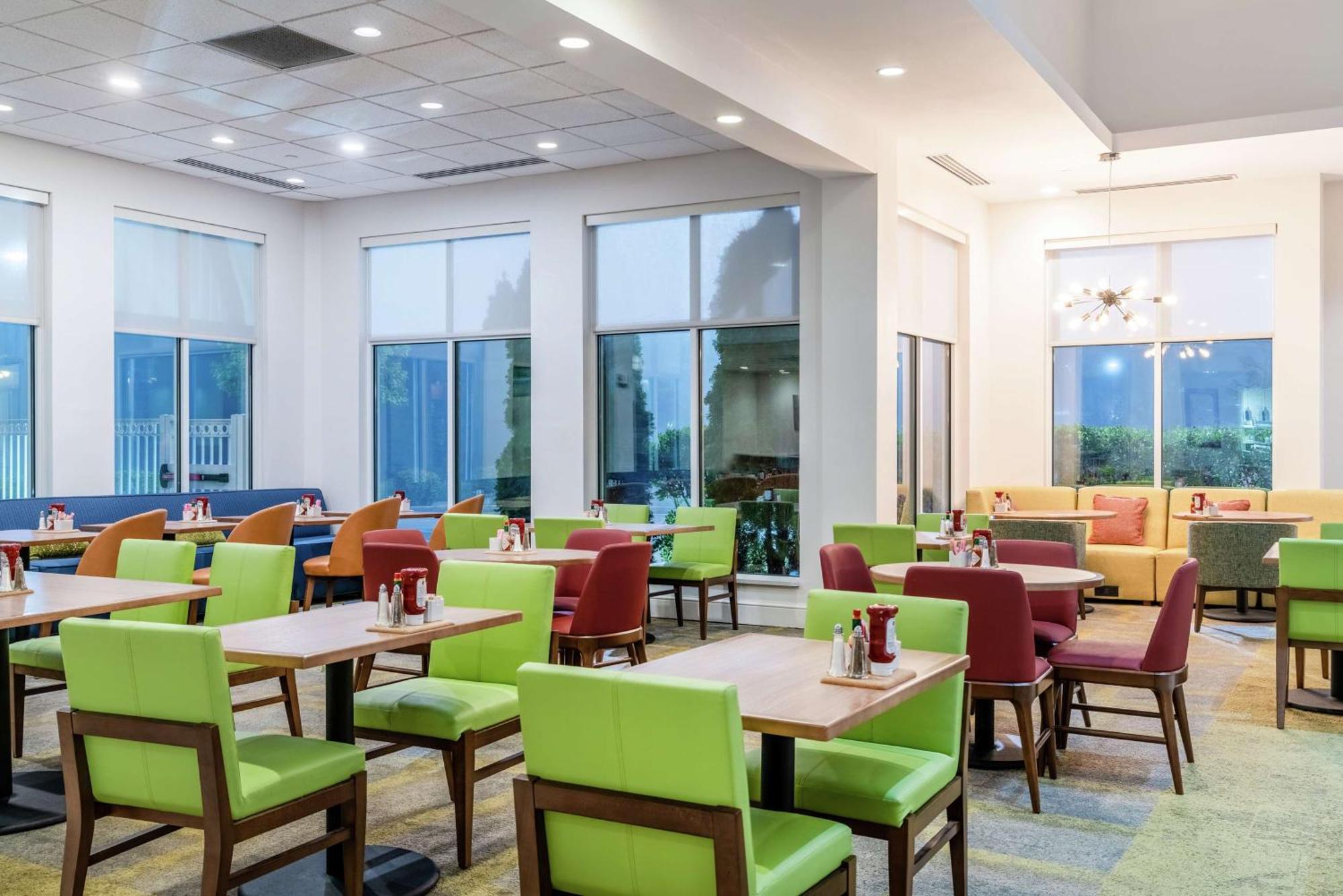 Hilton Garden Inn Morgantown Esterno foto