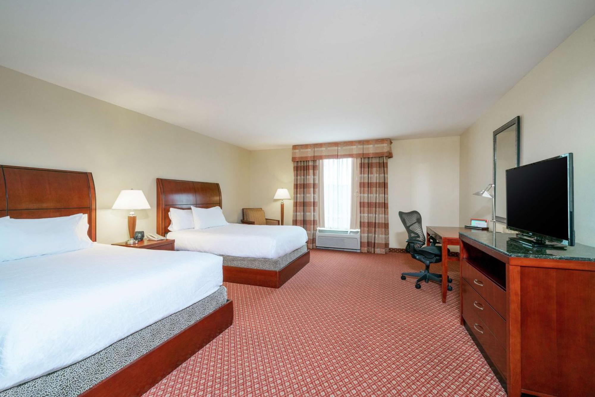 Hilton Garden Inn Morgantown Esterno foto