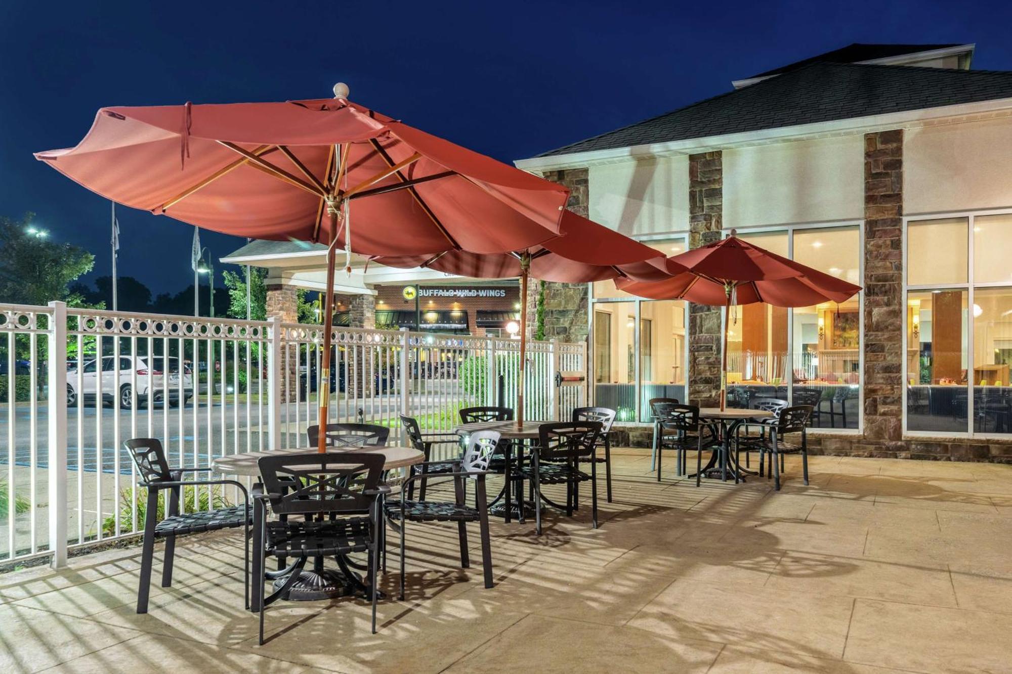 Hilton Garden Inn Morgantown Esterno foto